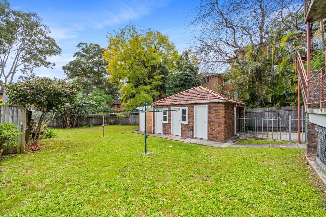 Burwood New 2 Bedroom 2 Bathroom Apartment Sydney Bagian luar foto