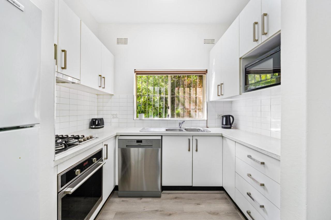 Burwood New 2 Bedroom 2 Bathroom Apartment Sydney Bagian luar foto