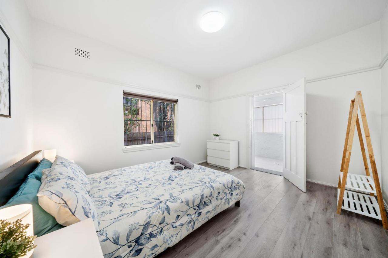 Burwood New 2 Bedroom 2 Bathroom Apartment Sydney Bagian luar foto